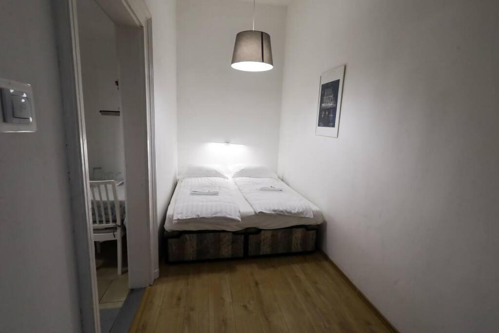 Pest-Port Private Apartment Room-6 Budapest Ngoại thất bức ảnh