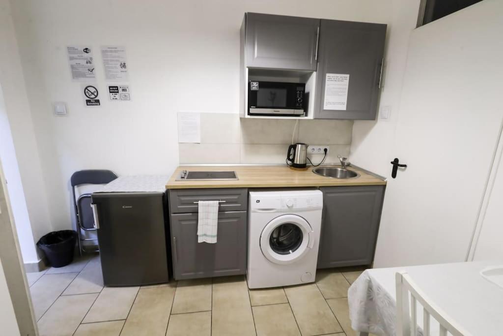 Pest-Port Private Apartment Room-6 Budapest Ngoại thất bức ảnh